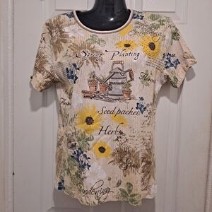 Floral Gardening Print Women's Top